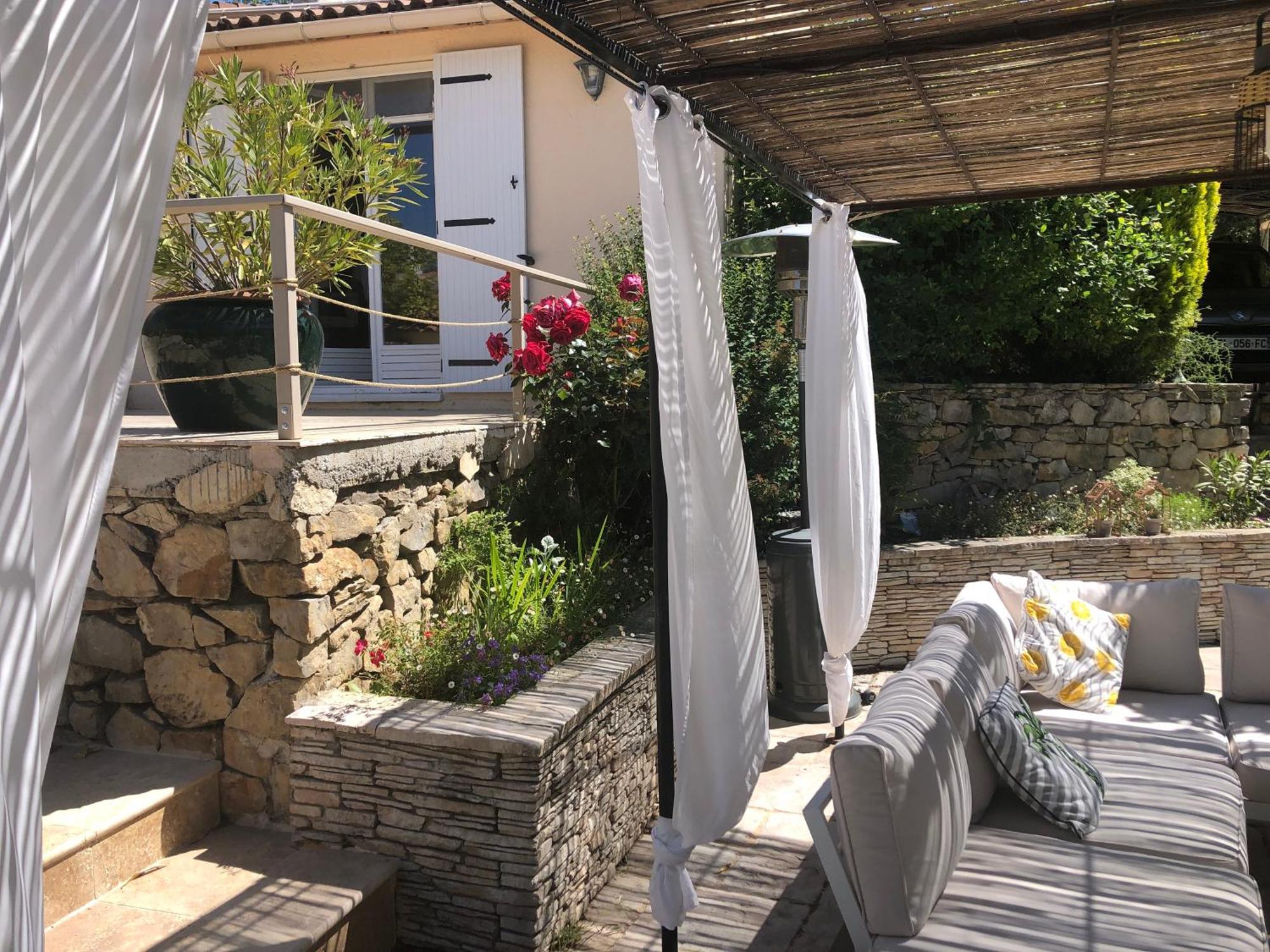 Villa Quinissole Sainte-Anastasie-sur-Issole Eksteriør billede